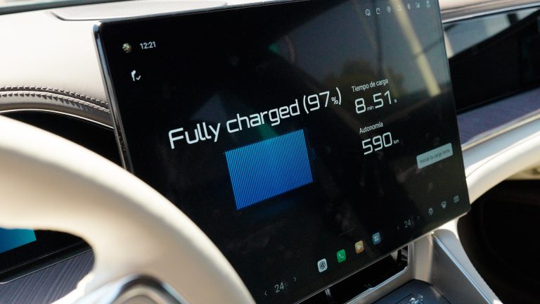 Cómo elegir un SUV eléctrico familiar en 2026: maletero, plazas, autonomía en autopista y coste real