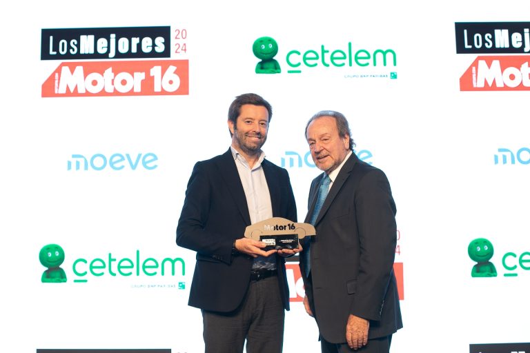 Cómo elegir un SUV PHEV familiar en 2026: maletero útil, plazas, autonomía eléctrica y coste real