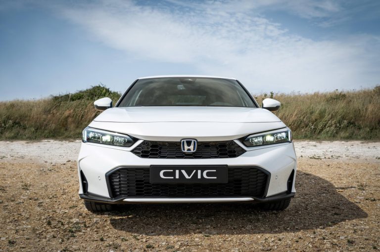 Honda CR-V e:HEV a examen: ¿el híbrido familiar japonés que compite con el RAV4 sin caer en el enchufe?