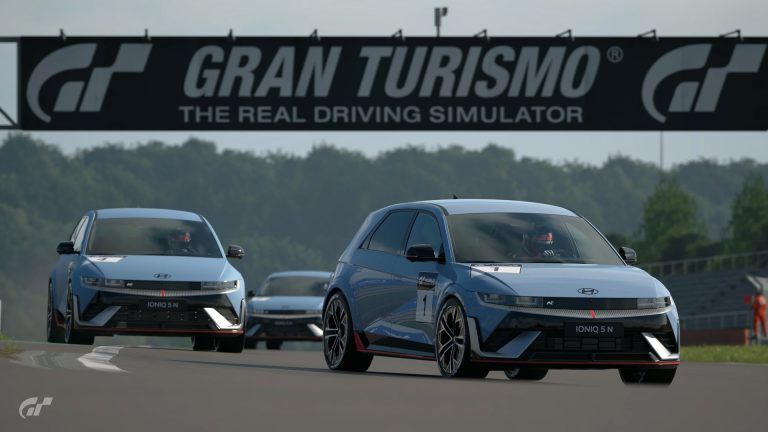 Hyundai IONIQ 5 vs Tesla Model Y: dos SUV-C eléctricos con filosofías opuestas de eficiencia y carga