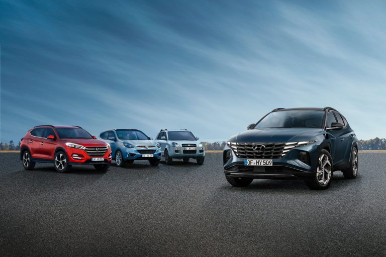 Hyundai Tucson vs Toyota RAV4: dos SUV-C híbridos familiares con filosofías tecnológicas opuestas
