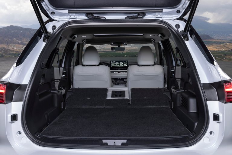 Mitsubishi Outlander PHEV a examen: ¿el pionero enchufable sigue teniendo argumentos frente a la competencia d