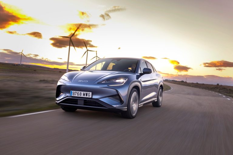 Cómo detectar un SUV con equipamiento de escaparate: qué extras suman valor y cuáles inflan el precio en 2026 Cómo detectar un SUV con equipamiento de escaparate: qué extras suman valor y cuáles inflan el precio en 2026