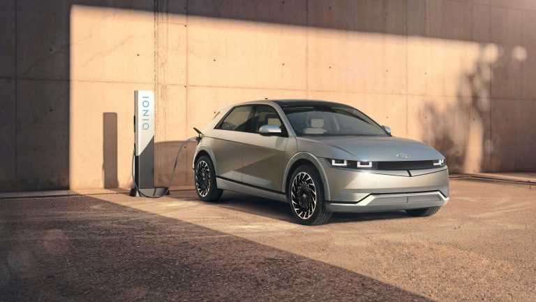 Cómo elegir un SUV eléctrico entre 45.000 y 60.000 € en 2026 según equipamiento tecnológico y coste operativo Cómo elegir un SUV eléctrico entre 45.000 y 60.000 € en 2026 según equipamiento tecnológico y coste operativo