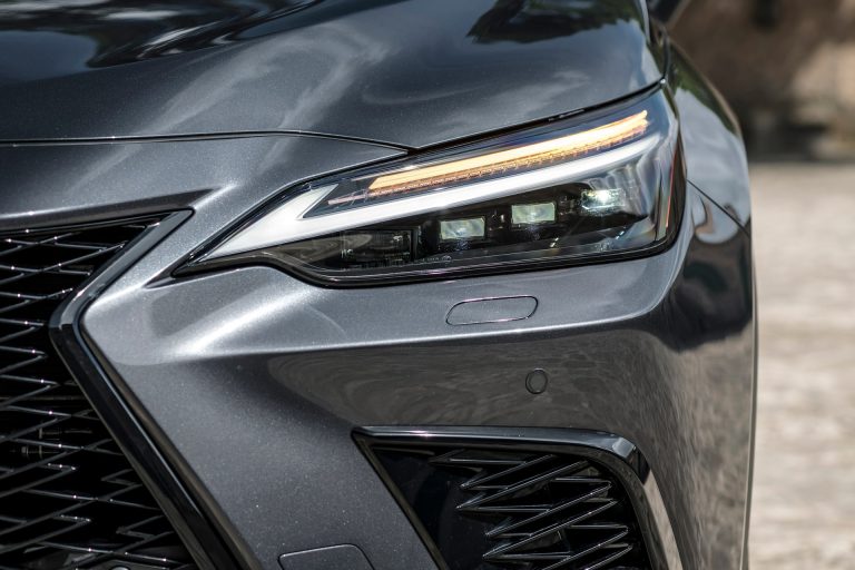 Lexus NX 450h+ analizado: ¿el SUV-C PHEV premium más equilibrado entre consumo y calidad percibida en 2026?