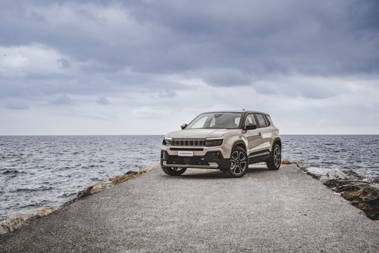 Ranking de SUV-B PHEV urbanos con mejor equipamiento de serie por debajo de 40.000 € en 2026 Ranking de SUV-B PHEV urbanos con mejor equipamiento de serie por debajo de 40.000 € en 2026