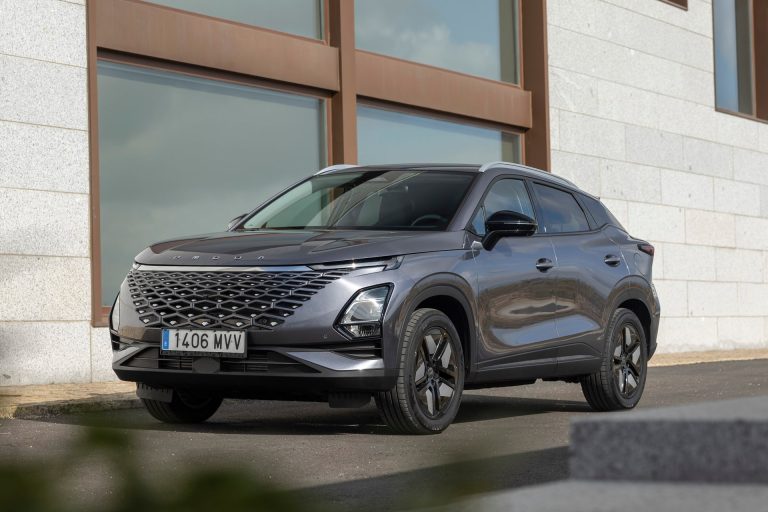 Omoda 7 vs Jaecoo 7: dos SUV-C chinos con enfoques opuestos de calidad percibida y equipamiento