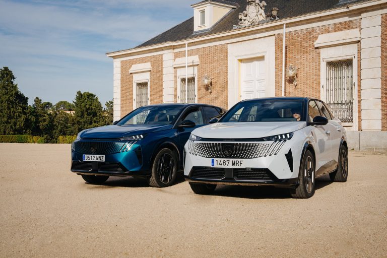 Ranking de SUV-C PHEV generalistas con mejor autonomía eléctrica real entre 40.000 y 55.000 € en 2026 Ranking de SUV-C PHEV generalistas con mejor autonomía eléctrica real entre 40.000 y 55.000 € en 2026