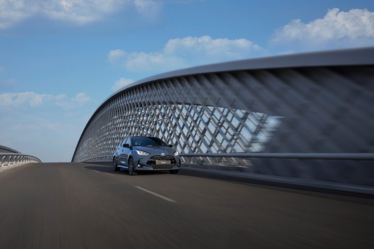 Ranking de SUV-B híbridos urbanos con mejor relación precio-equipamiento por debajo de 30.000 € en 2026 Ranking de SUV-B híbridos urbanos con mejor relación precio-equipamiento por debajo de 30.000 € en 2026